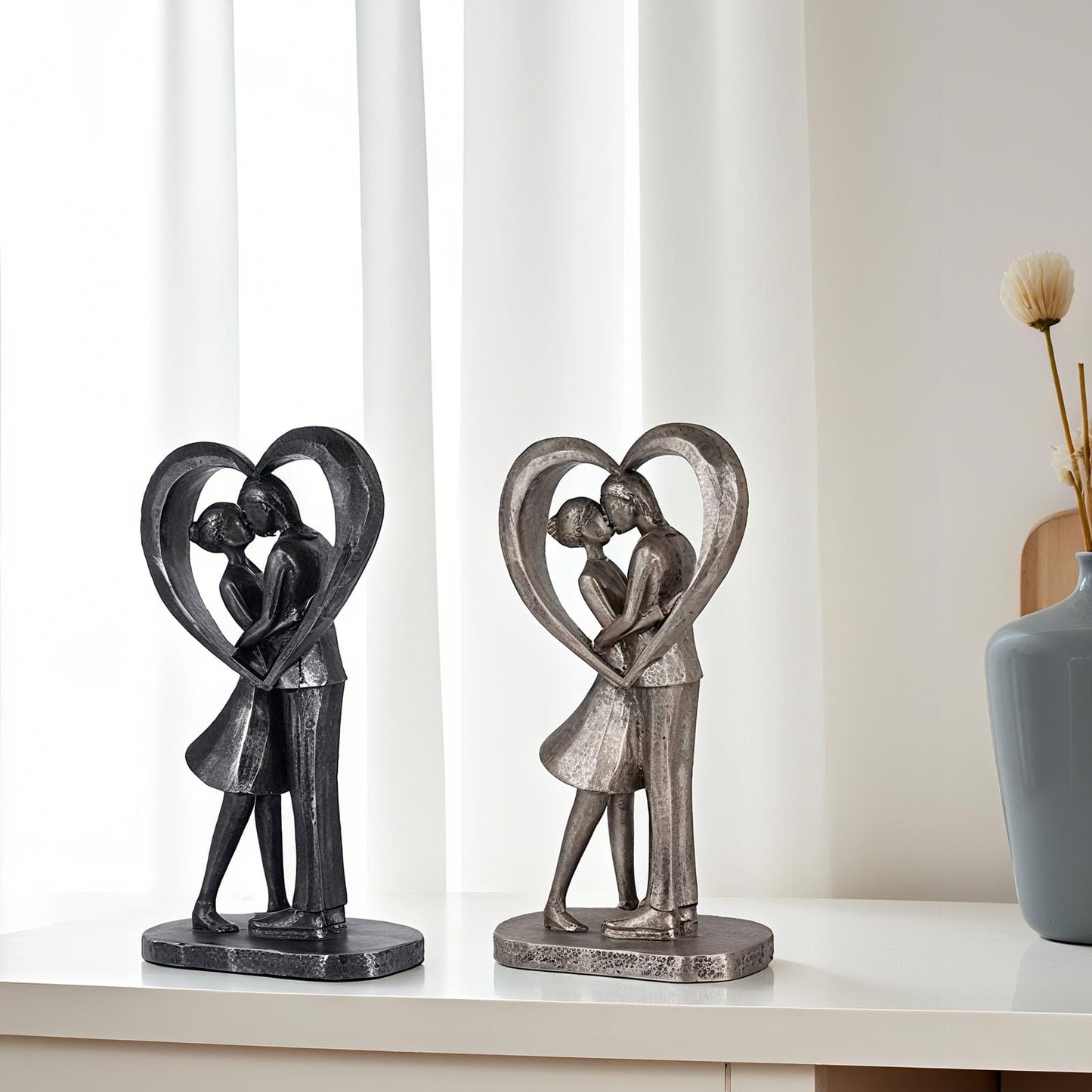 Romantic Couple Figurine Resin Statue for Bedroom Decor